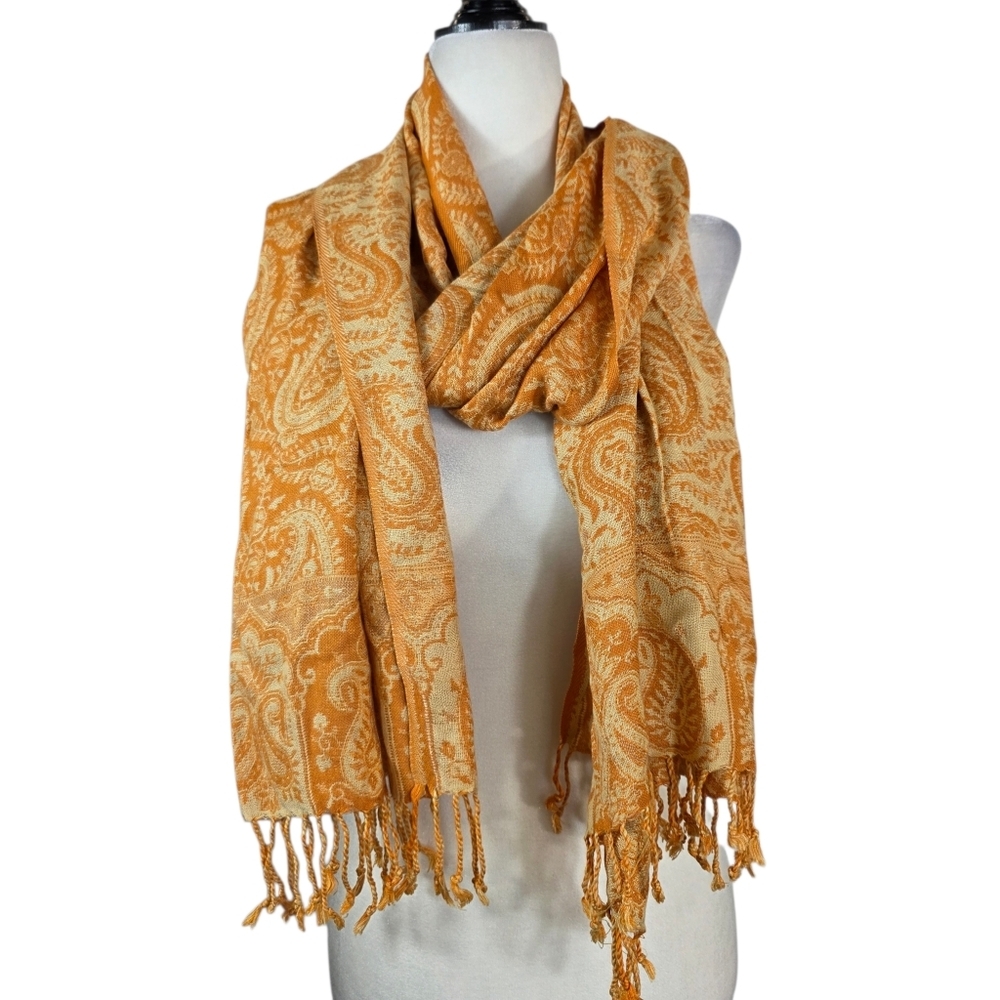 Pashmina paislwy print  fringe scarf